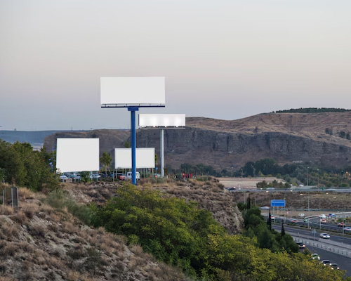 Outdoor-Media